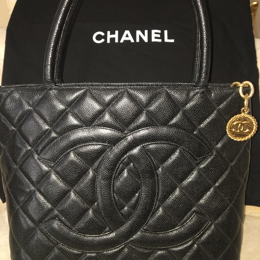 Authentic Chanel Caviar Quilted black bucket bag